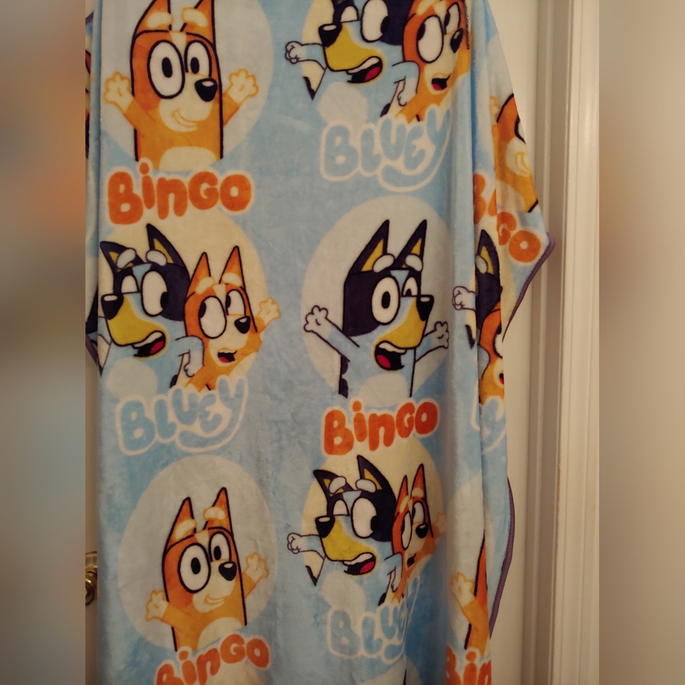 Bluey and Bingo Travel Fleece Blanket 40in X50in No Tags